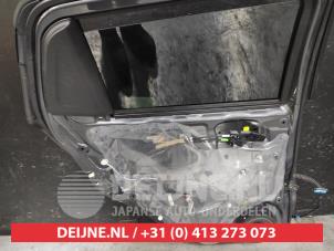 Suzuki Swift Rear door 4-door, left O583829 photo 2