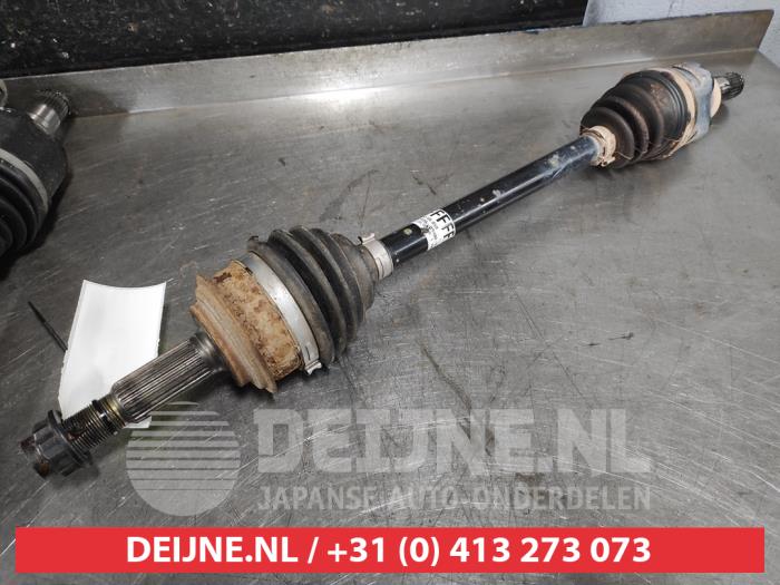 Toyota Yaris Antriebswelle links vorne O583849