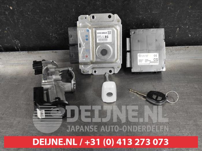 Suzuki Celerio Kontaktslot+Sleutel O583917