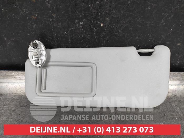 Toyota Verso-S Sun visor O584027