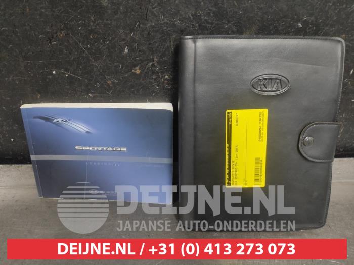 Kia Sportage Instruction Booklet O584134