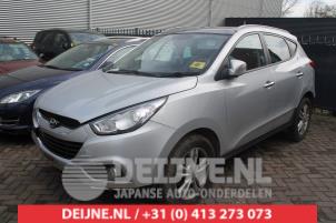 Hyundai IX35 Bumperlijst midden-voor O584201 foto 2