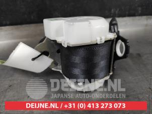 Toyota Aygo Rear seatbelt, left O584222 photo 2