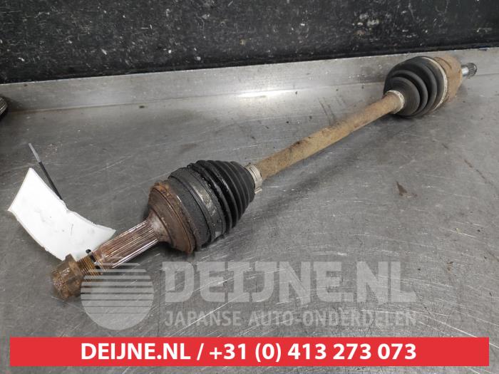 Toyota IQ Front drive shaft, left O584298