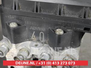 Toyota Rav-4 ABS Pomp O584362 foto 2