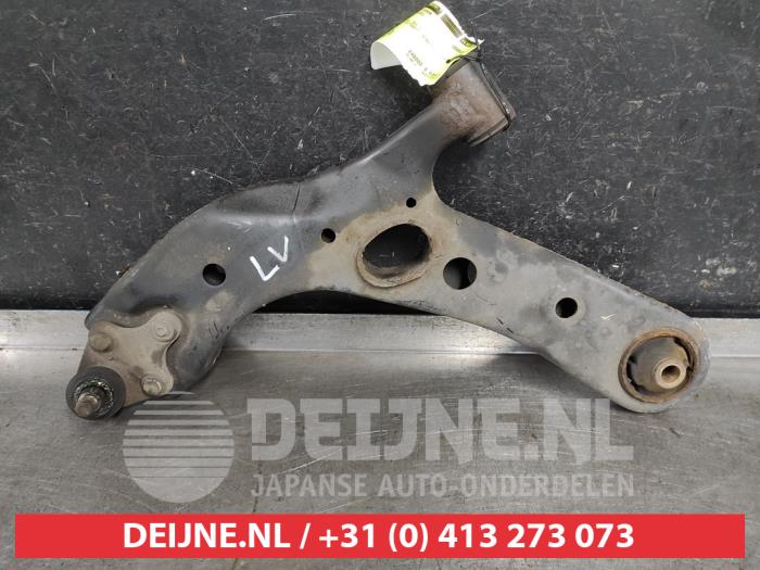 Toyota Rav-4 Front lower wishbone, left O584367