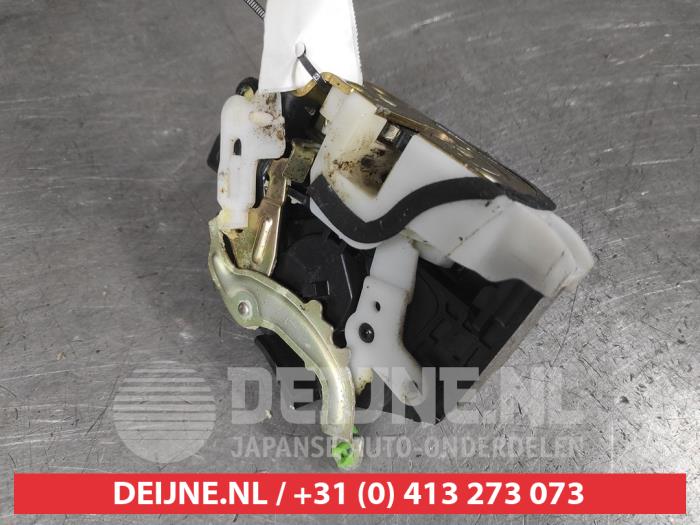 Mitsubishi Outlander Deurslot Mechaniek 4Deurs links-achter O584429