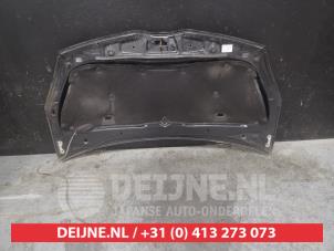 Toyota Corolla Verso Bonnet O584522 photo 2