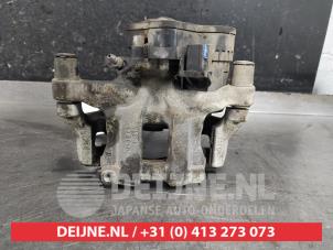 Gebruikte Remklauw (Tang) rechts-achter Mazda CX-30 (DM) 2.0 e-SkyActiv-G 122 16V Prijs op aanvraag aangeboden door V.Deijne Jap.Auto-onderdelen BV