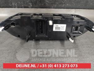 Kia Rio Kachel Bedieningspaneel O584601 foto 2