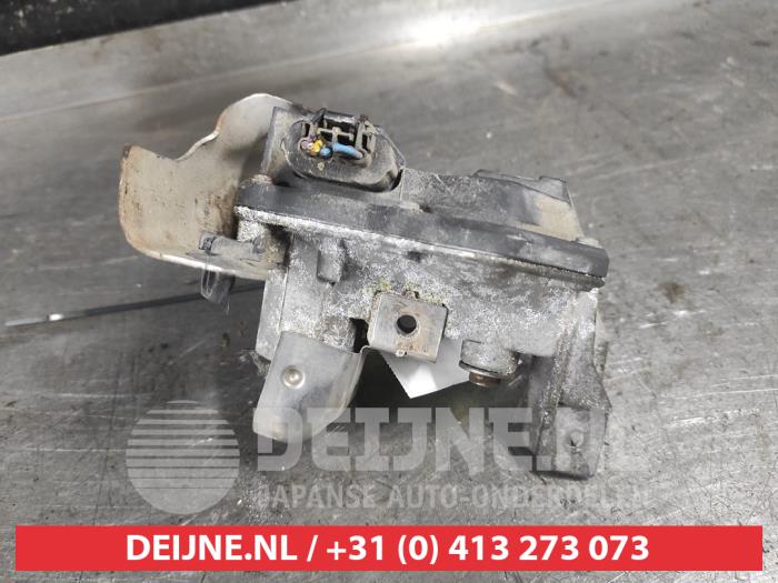 Nissan Pulsar Exhaust throttle valve O584693