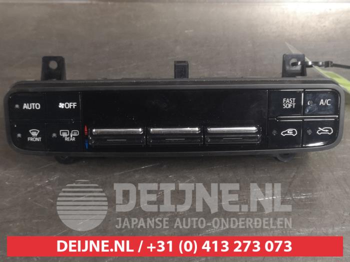 Toyota Auris Kachel Bedieningspaneel O584799