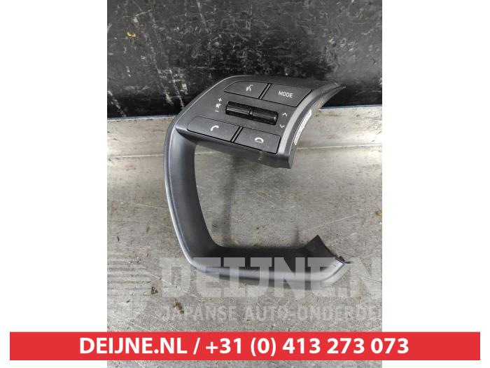 Hyundai Bayon Radiobedienung Lenkrad O584861