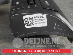Hyundai Bayon Radiobedienung Lenkrad O584861 foto 2