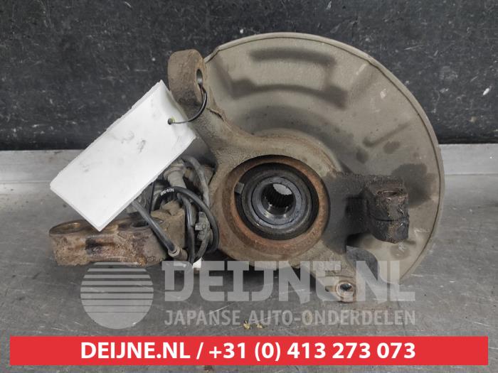 Suzuki SX-4 Fusee rechts-voor O585213
