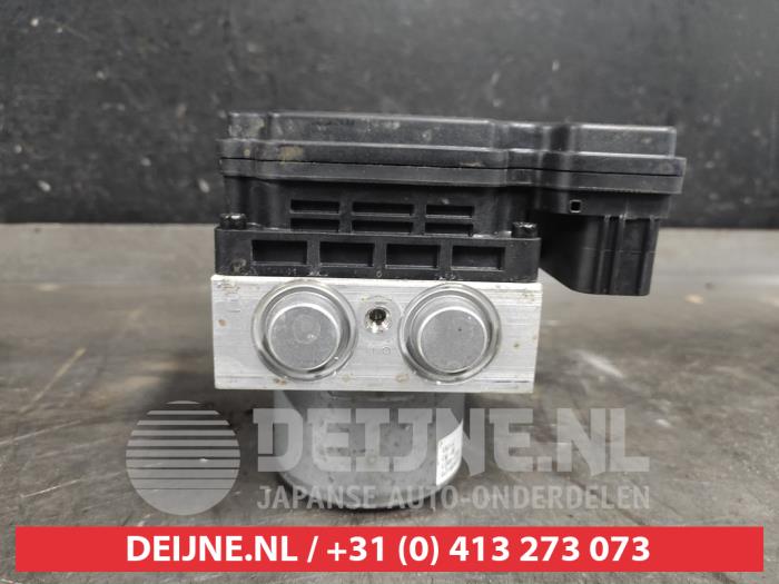 ABS Pomp van een Kia Xceed 1.4 T-GDI 16V 2020
