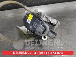 Kia Niro Remklauw (Tang) links-achter O585733 foto 3