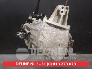 Kia Soul Gearbox O586100 photo 3