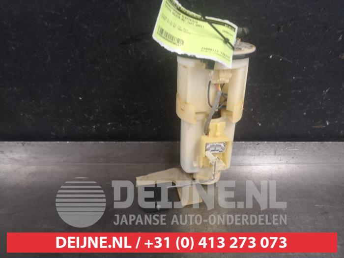 Gebruikte Tank element Pomp Toyota Celica (ZZT230/231) 1.8 16V VVTL-i TS Prijs € 50,00 Margeregeling aangeboden door V.Deijne Jap.Auto-onderdelen BV