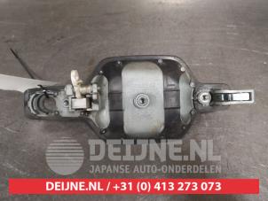 Mitsubishi Pajero Door handle 2-door, left O586152 photo 2
