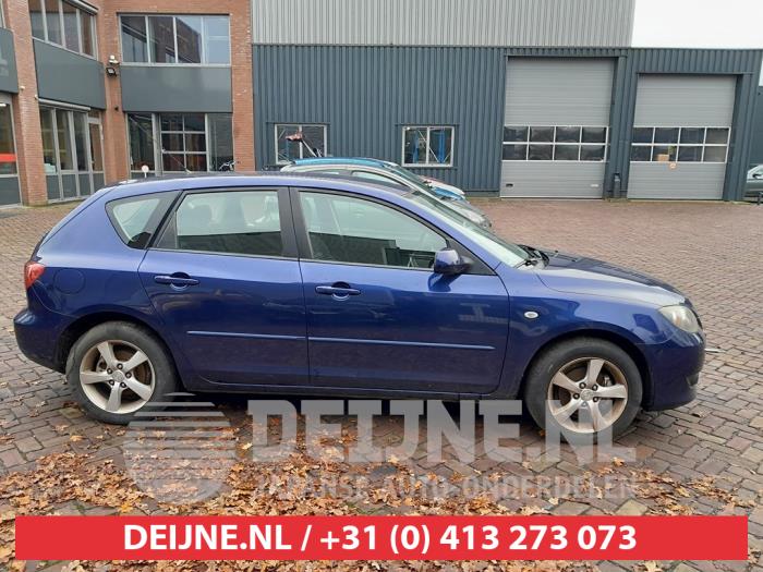Mazda 3 Zusätzliches Fenster 4-türig rechts hinten O586204