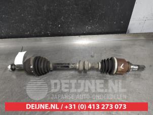 Gebruikte Cardanas links-voor (VWA) Nissan Micra (K14) 1.5 dCi Prijs € 75,00 Margeregeling aangeboden door V.Deijne Jap.Auto-onderdelen BV