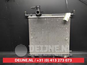 Gebruikte Radiateur Nissan Micra (K13) 1.2 12V Prijs € 150,00 Margeregeling aangeboden door V.Deijne Jap.Auto-onderdelen BV
