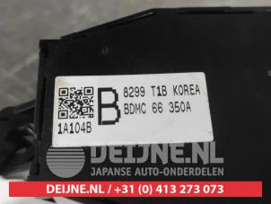 Mazda 3 Multi-functional window switch O586280 photo 2