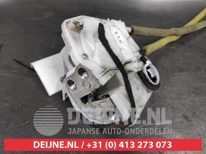 Mazda 2 Deurslot Mechaniek 4Deurs rechts-achter O586502