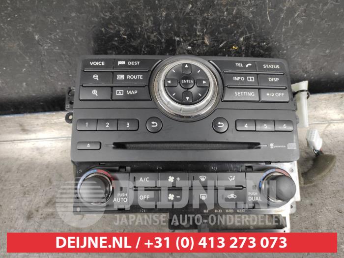 Nissan Navara Navigation Bedienfeld O586512