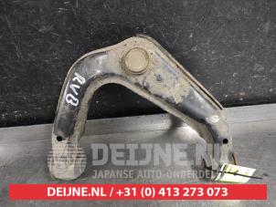 Nissan Navara Front upper wishbone, right O586529 photo 2