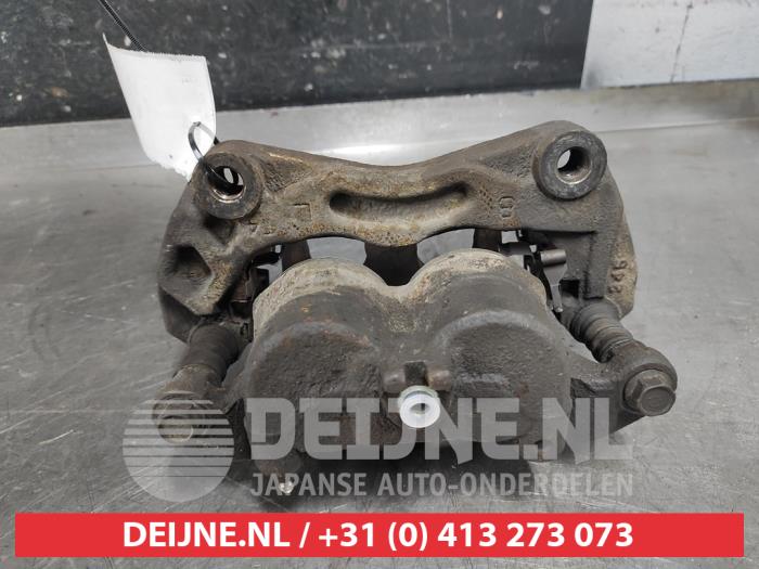 Nissan Navara Bremszange links vorne O586534