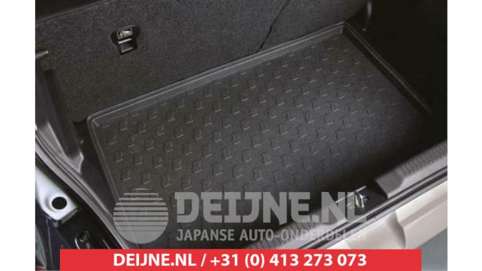 Suzuki Ignis Boot mat O586600