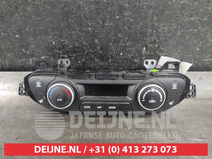 Hyundai I10 Heater control panel O586659