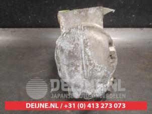 Isuzu D-MAX Air conditioning pump O586798 photo 3