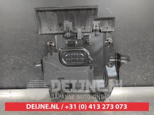 Toyota Landcruiser Motor Schutzblech O586924 foto 2