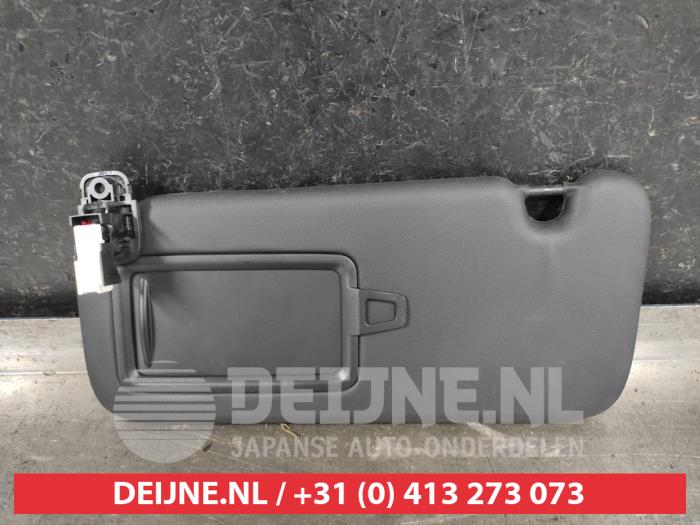 Mazda 3 Sonnenblende O587081