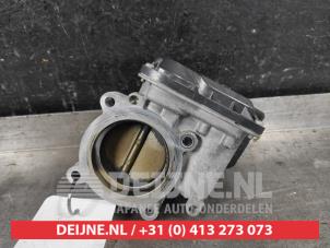 Mazda 3 Throttle body O587134 photo 2