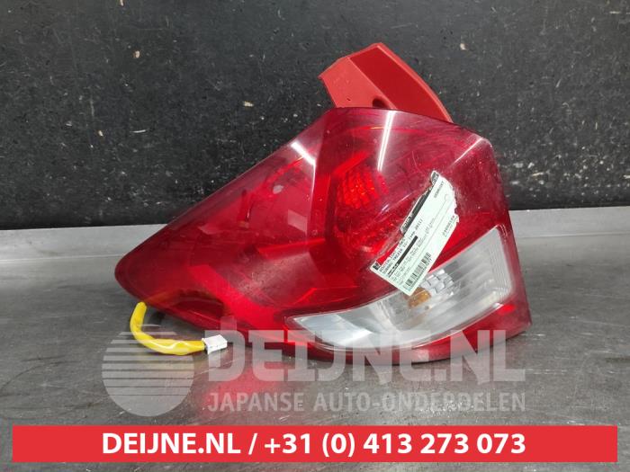 Subaru Trezia Rücklicht links O587277
