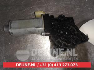 Hyundai I30 Door window motor O587256 photo 2