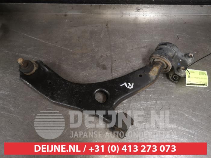 Mazda 5 Draagarm onder rechts-voor O587464