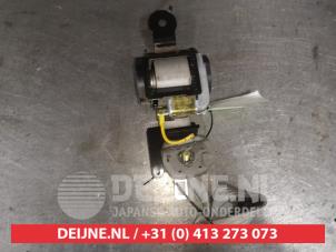 Hyundai Terracan Front seatbelt, left O587467 photo 2