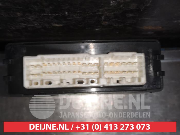 ABS Computer van een Toyota Celica (ZZT230/231) 1.8 16V VVTL-i TS 2000