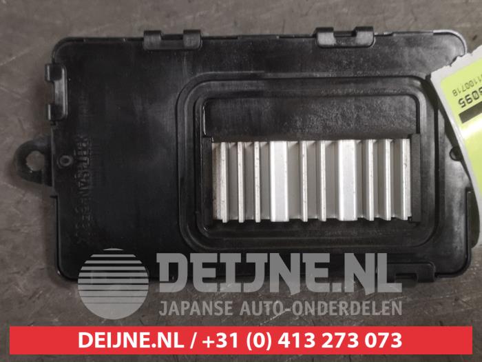 Mazda 3 Relais O587591