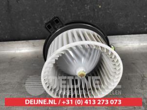 Mazda 3 Kachel Ventilatiemotor O587592 foto 3