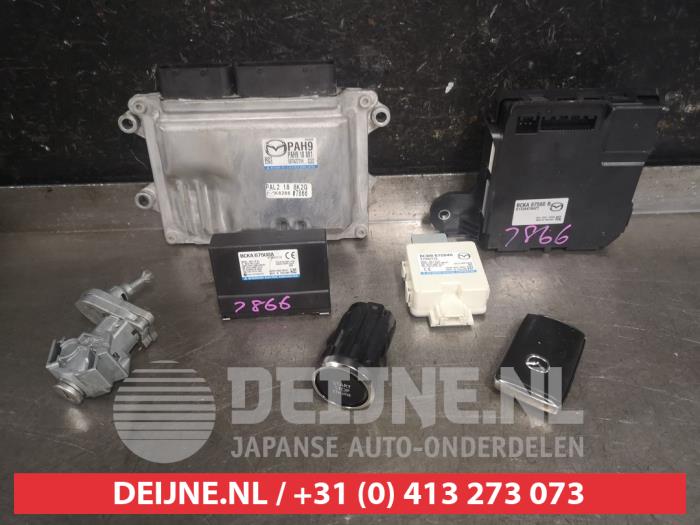 Mazda 3 Schlossset Zylinder (komplett) O587641