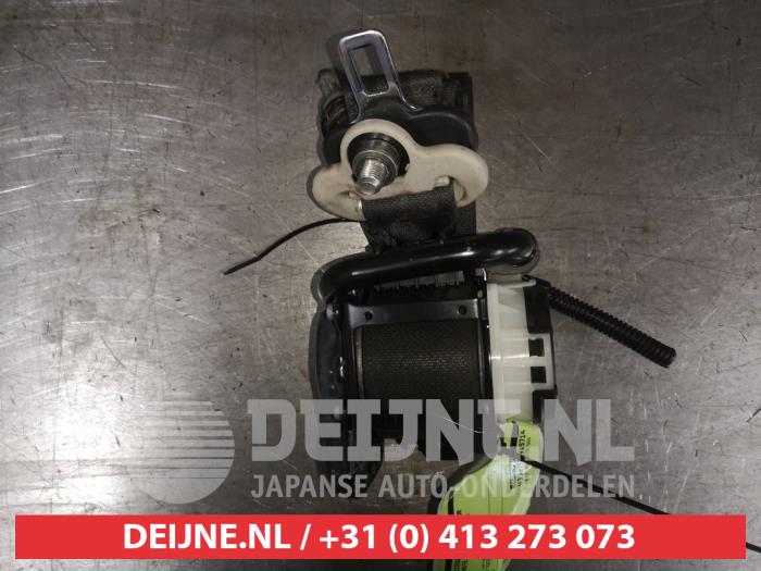 Nissan Note Sicherheitsgurt links vorne O587656