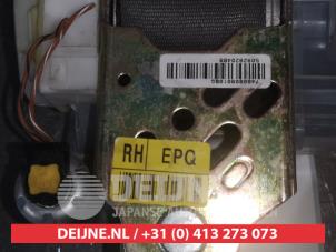 Ssang Yong Kyron Sicherheitsgurt rechts vorne O587820 foto 3