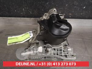 Toyota Avensis Oil pump O587829 photo 3