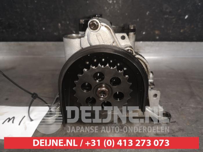 Toyota Verso Oil pump O587891